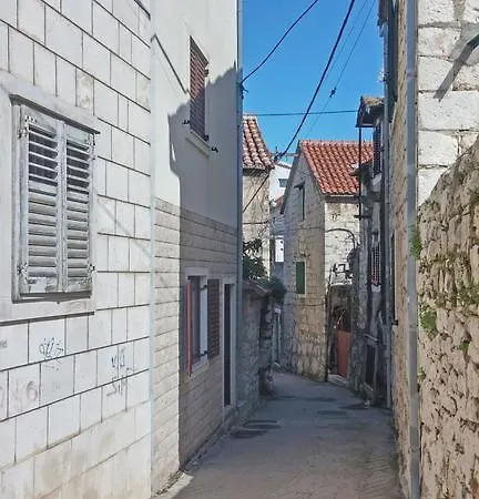 Kaleta Varos * Split